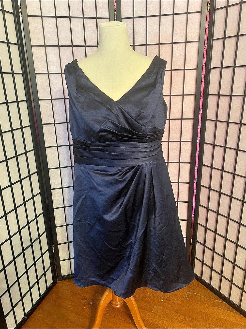 V-Neck Dress in Navy Blue